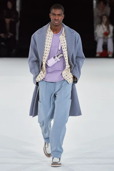 Look 43